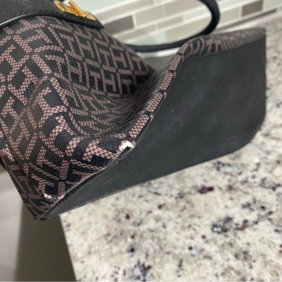 Tommy Hilfiger Women's  Tote Handbag Purse Brown/black - Picture 8 of 10